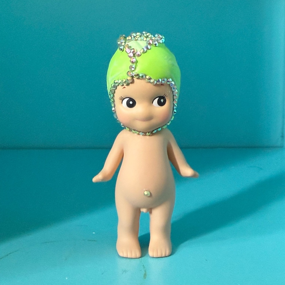🥬✨ Custom Rhinestone Cabbage Sonny Angel – Gem Garden Edition